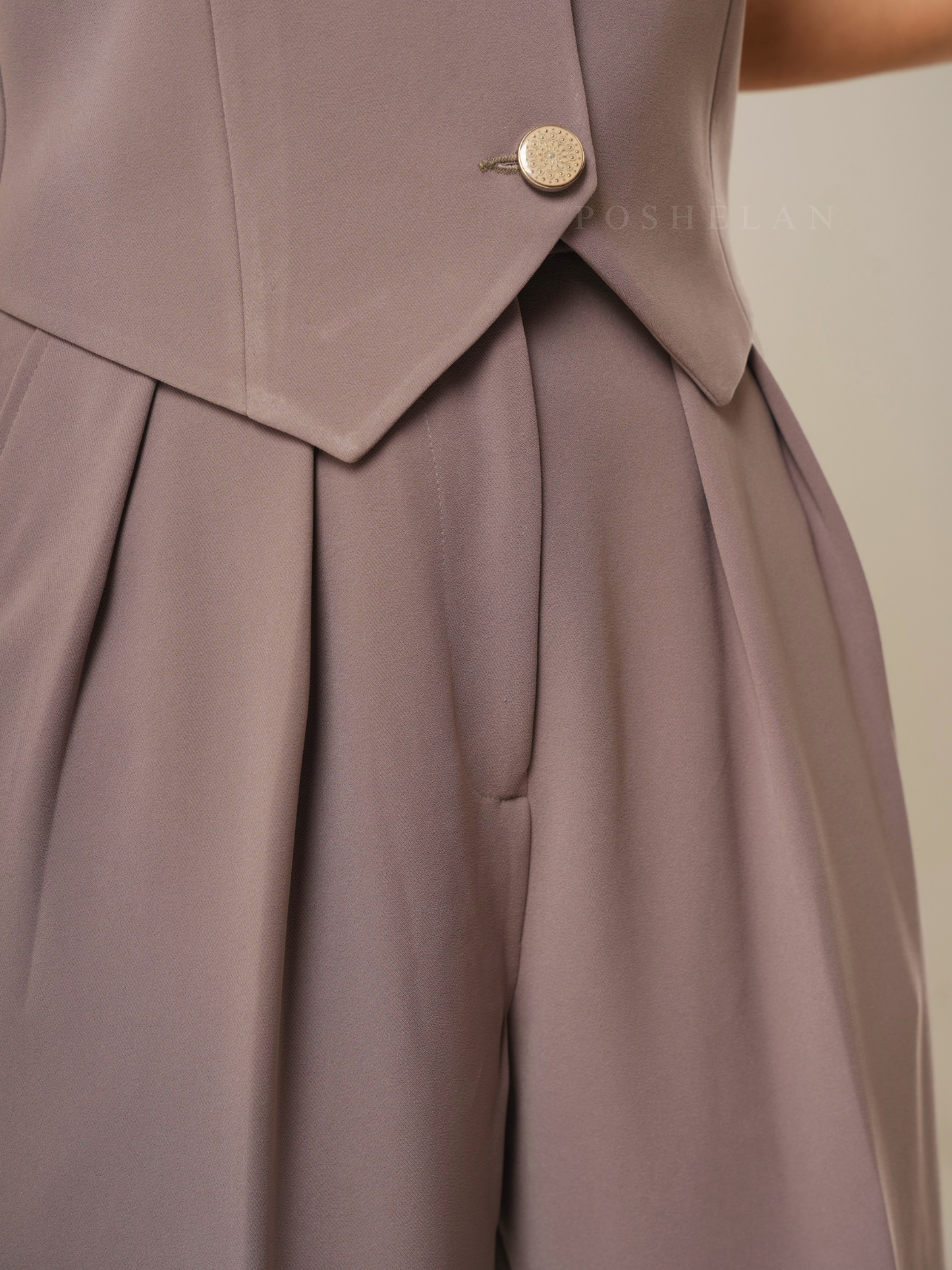 V-Neck Waist-coat (W/O Pockets) - Mud-Olive
